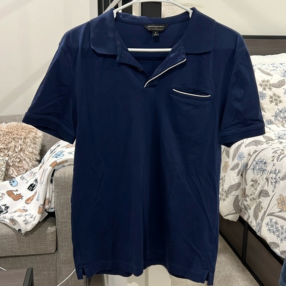 Banana Republic Other - Banana Republic Navy T shirt